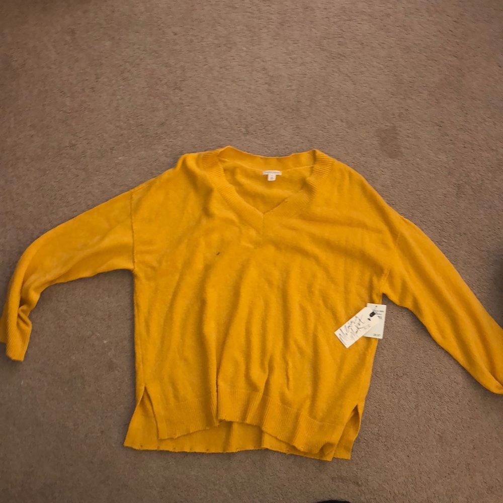 V neck sweater